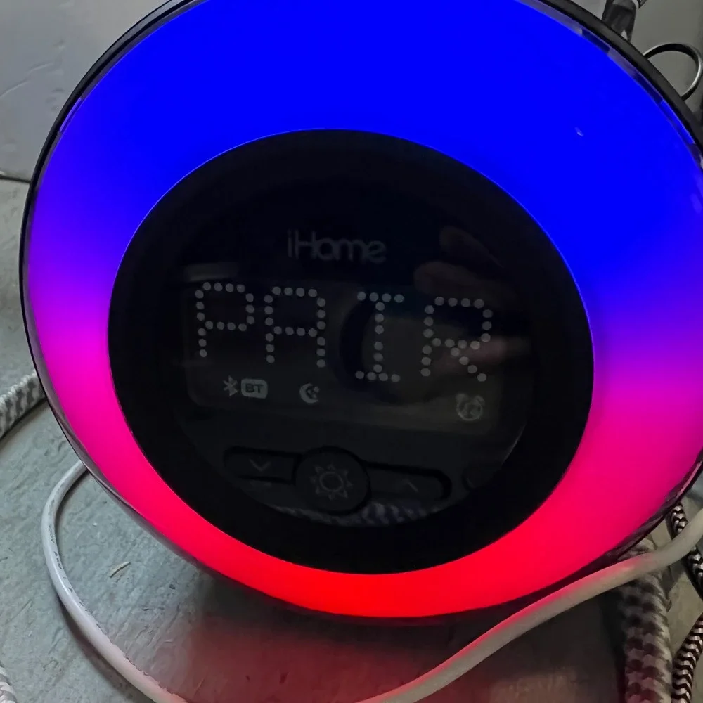 iHome PowerClock Glo iBT295 Bluetooth Color Changing FM Radio Alarm‎ Clock Black